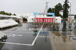 突然の雨で・・・