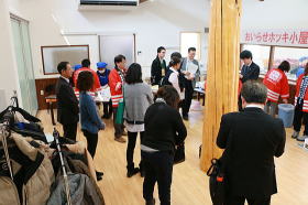 関係者の試食会